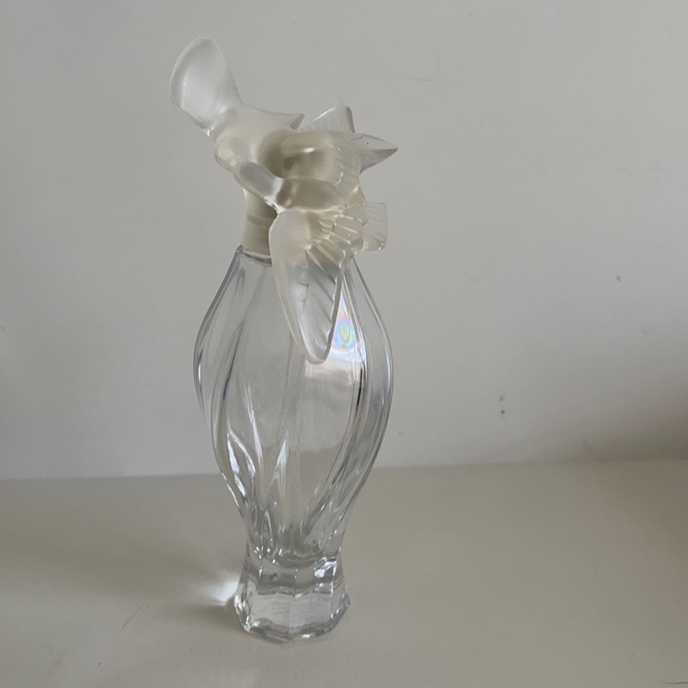 Perfume bottle